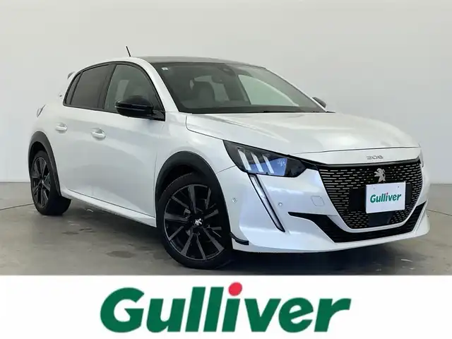 プジョー プジョー ２０８ GT 富山県 2021(令3)年 2.8万km 白 純正ナビ（AM/FM/USB/BT）/アラウンドビューモニター/衝突被害軽減ブレーキ/アダプティブクルーズコントロール/レーンキープアシスト/オートLEDヘッドライト/クリアランスソナー/ハーフレザーシート/前席シートヒーター/ドライブレコーダー/パドルシフト/レーダー探知機/ETC/スマートキー×２/プッシュスタート/社外フロアマット/純正１７インチAW