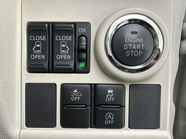 ダイハツ ムーヴ キャンバス G SA Ⅱ 兵庫県 2017(平29)年 2.3万km パールホワイトⅢ/ナチュラルベージュマイカメタリック 2トーン 社外ナビ/フルセグ CD DVD BT MSV/バックカメラ/ETC/両側パワースライドドア/衝突軽減ブレーキ/LDA/LEDヘッドライト/フォグライト/オートライト/アイドリングストップ/ローダウン/社外アルミホイール積み込み/スマートキー