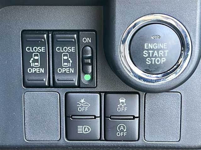 トヨタ タンク カスタムG 広島県 2019(平31)年 3.1万km ブラックマイカメタリック ワンオーナー/純正ナビ（NSZT-W68T）/CD/DVD/DTV/Bluetooth/バックカメラ/両側パワースライドドア/LEDオートライト/コーナーセンサー/シートヒーター/前後ドライブレコーダー/ビルトインETC/スマートキー/スペアキー/純正アルミホイール