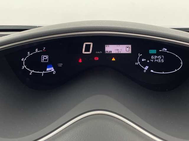 日産 セレナ ハイウェイスター Sハイブリッド 埼玉県 2014(平26)年 6.4万km ブリリアントシルバー 純正ナビ/ビルトインETC/クルーズコントロール/車線逸脱警報/プッシュスタート/LEDヘッドライト/フロントフォグランプ/オートライト/純正フロアマット/純正15インチアルミホイール