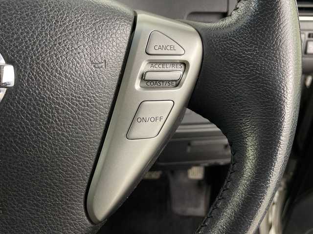 日産 セレナ ハイウェイスター Sハイブリッド 埼玉県 2014(平26)年 6.4万km ブリリアントシルバー 純正ナビ/ビルトインETC/クルーズコントロール/車線逸脱警報/プッシュスタート/LEDヘッドライト/フロントフォグランプ/オートライト/純正フロアマット/純正15インチアルミホイール