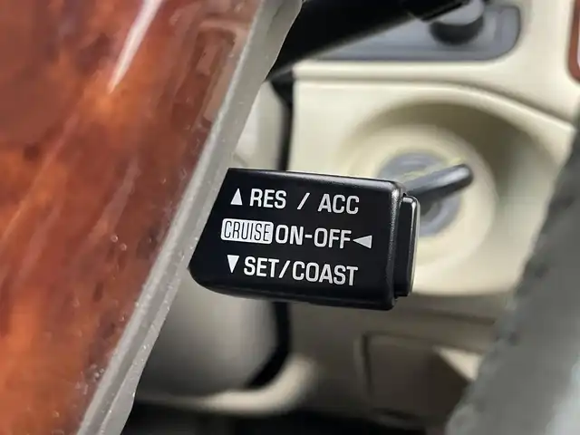 トヨタ クラウン ロイヤル ロイヤルサルーン G 埼玉県 2003(平15)年 3.3万km ホワイトパールクリスタルシャイン/シルバーM 純正９インチナビ　バックカメラ　ビルトインＥＴＣ　前後ドライブレコーダー　ホンダセンシング　アダプティブクルーズコントロール　シートヒーター　純正アルミホイール　オートライト　ＬＥＤヘッドライト　ＴＶ