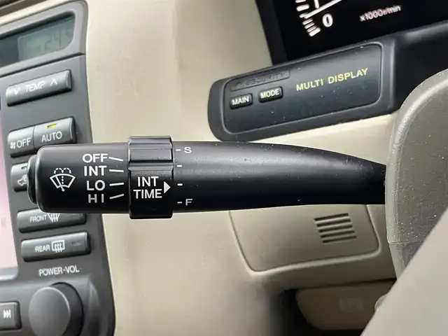 トヨタ クラウン ロイヤル ロイヤルサルーン G 埼玉県 2003(平15)年 3.3万km ホワイトパールクリスタルシャイン/シルバーM 純正９インチナビ　バックカメラ　ビルトインＥＴＣ　前後ドライブレコーダー　ホンダセンシング　アダプティブクルーズコントロール　シートヒーター　純正アルミホイール　オートライト　ＬＥＤヘッドライト　ＴＶ