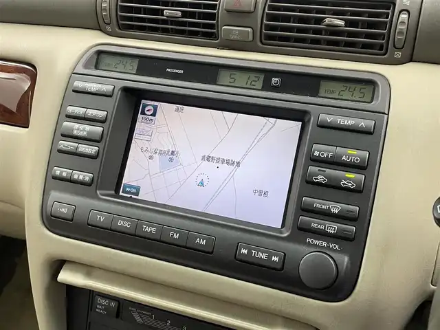 トヨタ クラウン ロイヤル ロイヤルサルーン G 埼玉県 2003(平15)年 3.3万km ホワイトパールクリスタルシャイン/シルバーM 純正９インチナビ　バックカメラ　ビルトインＥＴＣ　前後ドライブレコーダー　ホンダセンシング　アダプティブクルーズコントロール　シートヒーター　純正アルミホイール　オートライト　ＬＥＤヘッドライト　ＴＶ