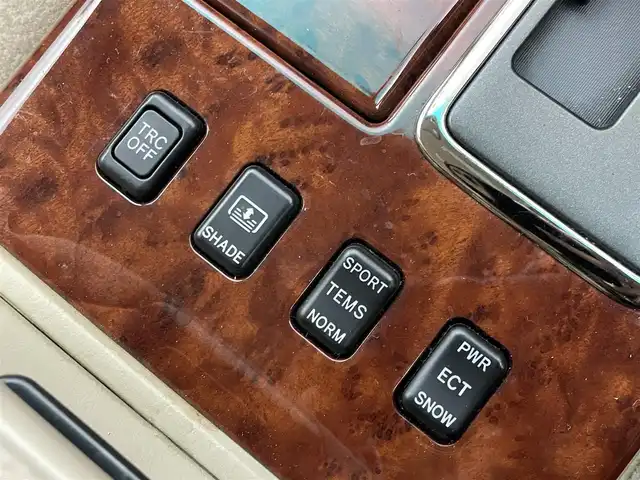 トヨタ クラウン ロイヤル ロイヤルサルーン G 埼玉県 2003(平15)年 3.3万km ホワイトパールクリスタルシャイン/シルバーM 純正９インチナビ　バックカメラ　ビルトインＥＴＣ　前後ドライブレコーダー　ホンダセンシング　アダプティブクルーズコントロール　シートヒーター　純正アルミホイール　オートライト　ＬＥＤヘッドライト　ＴＶ