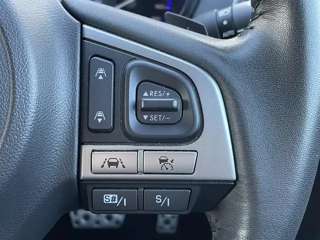 スバル アウトバック リミテッド 山形県 2015(平27)年 1.8万km ヴェネチアンレッドパール 4WD/アイサイト/純正SDナビ/　　【CD DVD BT フルセグ AUX USB】/バックカメラ/パワーバックドア/追従型クルーズコントロール/LEDオートライト/革シート/パワーシート/シートヒーター/純正18インチアルミホイール/ドライブレコーダー/ダウンヒルアシストコントロール/ブラインドスポットモニター/パドルシフト/スマートキー×2/ETC