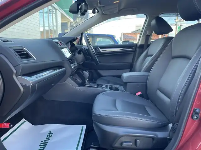 スバル アウトバック リミテッド 山形県 2015(平27)年 1.8万km ヴェネチアンレッドパール 4WD/アイサイト/純正SDナビ/　　【CD DVD BT フルセグ AUX USB】/バックカメラ/パワーバックドア/追従型クルーズコントロール/LEDオートライト/革シート/パワーシート/シートヒーター/純正18インチアルミホイール/ドライブレコーダー/ダウンヒルアシストコントロール/ブラインドスポットモニター/パドルシフト/スマートキー×2/ETC