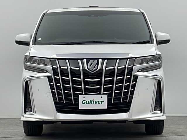 トヨタ アルファードハイブリット エグゼクティブ ラウンジ S 大阪府 2020(令2)年 2.6万km ホワイトパールクリスタルシャイン 純正10.5incメーカーナビ/【フルセグTV/Bluetooth/CD/DVD/HDMI】/純正後席モニター/JBLプレミアムサウンド/ツインムーンルーフ/パワーバックドア/ブラインドスポットモニター(BSM)/パノラマミックビューモニター/トヨタセーフティセンス/プリクラッシュセーフティ/レーンキープアシスト/オートマチックハイビーム/レザーシート/シートベンチレーション/シートヒーター/ステアリングヒーター/AC100V電源/保証書/取扱説明書/点検記録簿/スマートキー/スペアキー1本