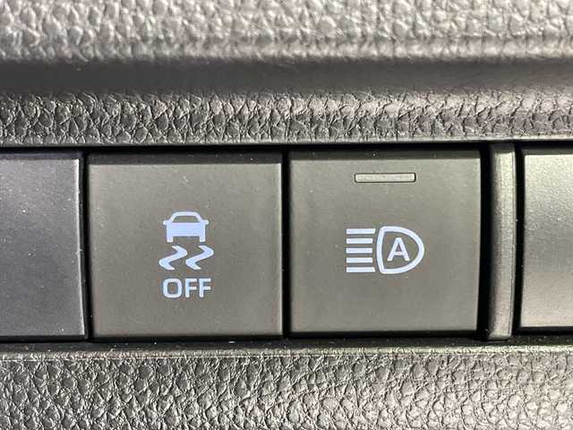 トヨタ ハリアー Z 神奈川県 2021(令3)年 1.2万km プレシャスブラックパール メーカー12.3型ナビ/AM　FM　フルセグ　USB　Bluetooth　Miracast　AUX/バックカメラ/モデリスタエアロ（フロント・サイド・リアアンダー）/モデリスタマフラーカッター/JBLプレミアムサウンドシステム/トヨタセーフティセンス/レーダークルーズコントロール/ブラインドスポットモニター/デジタルインナーミラー内蔵前後ドライブレコーダー/ヘッドアップディスプレイ/革巻きステアリング/ステアリングリモコン/ハーフレザーシート/運転席パワーシート/USBポート×4/スカッフプレートイルミ/スマートキー/保証書/取扱説明書/パワーバックドア/LEDヘッドライト/フォグランプ/純正19インチアルミ/プリクラッシュセーフティ/クリアランスソナー/リヤクロストラフィックアラート/標識認識機能/先行車発進告知