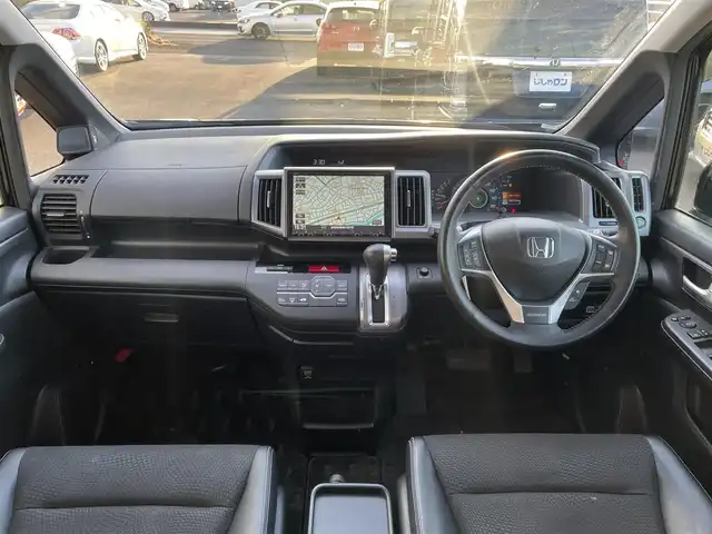 ホンダ ステップワゴン スパーダ Z クールスピリット 群馬県 2013(平25)年 9.8万km プレミアムスパークルブラックパール (株)IDOMが運営する【じしゃロン伊勢崎店】の自社ローン専用車両になりますこちらは現金またはオートローンご利用時の価格です。自社ローンご希望の方は別途その旨お申付け下さい/両側パワースライドドア/純正メモリーナビゲーション/バックカメラ/CD/DVD/SD/MSV/DTV/BT（通話のみ）/クルーズコントロール/パドルシフト/HIDヘッドライト/オートライト/アイドリングストップ/ドアバイザー/純正フロアマット