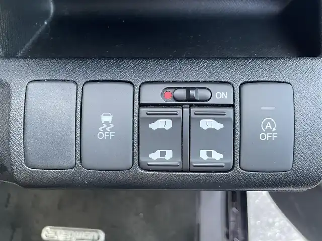 ホンダ ステップワゴン スパーダ Z クールスピリット 群馬県 2013(平25)年 9.8万km プレミアムスパークルブラックパール (株)IDOMが運営する【じしゃロン伊勢崎店】の自社ローン専用車両になりますこちらは現金またはオートローンご利用時の価格です。自社ローンご希望の方は別途その旨お申付け下さい/両側パワースライドドア/純正メモリーナビゲーション/バックカメラ/CD/DVD/SD/MSV/DTV/BT（通話のみ）/クルーズコントロール/パドルシフト/HIDヘッドライト/オートライト/アイドリングストップ/ドアバイザー/純正フロアマット