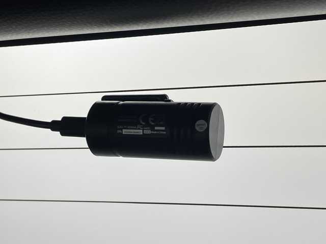 トヨタ ノア ハイブリッド S－Z 神奈川県 2023(令5)年 2万km ホワイトパールクリスタルシャイン ディスプレイオーディオプラス【10.5型】/純正14型フリップダウンモニター【V14T-R72R】/フルセグ　CD DVD　USB　Bluetooth/バックカメラ/ブラインドスポットモニター/AC100Vコンセント/純正ETC2.0/デジタルインナーミラー/ヘッドアップディスプレイ/両側電動スライドドア/セーフティセンス/プリクラッシュセーフティ/レーンディパーチャーアラート/レーントレーシングアシスト/レーンチェンジアシスト/レーダークルーズコントロール/オートマチックハイビーム/ロードサインアシスト/プロアクティブドライビングアシスト/リアクロストラフィックアラート/ドライバー異常時対応システム/発進遅れ告知機能/パーキングサポートブレーキ/安心降車アシスト/リアシートマインダー/アドバンストドライブ/後退速度抑制/前後ソナー/革巻きステアリング/ステアリングスイッチ/合皮/ファブリックコンビシート/前席シートヒーター/社外前後ドライブレコーダー/電動パーキングサポートブレーキ/2眼LEDヘッド/フォグランプ/純正17インチアルミホイール/純正リアスポイラー