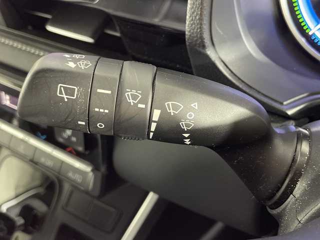 トヨタ ノア ハイブリッド S－Z 神奈川県 2023(令5)年 2万km ホワイトパールクリスタルシャイン ディスプレイオーディオプラス【10.5型】/純正14型フリップダウンモニター【V14T-R72R】/フルセグ　CD DVD　USB　Bluetooth/バックカメラ/ブラインドスポットモニター/AC100Vコンセント/純正ETC2.0/デジタルインナーミラー/ヘッドアップディスプレイ/両側電動スライドドア/セーフティセンス/プリクラッシュセーフティ/レーンディパーチャーアラート/レーントレーシングアシスト/レーンチェンジアシスト/レーダークルーズコントロール/オートマチックハイビーム/ロードサインアシスト/プロアクティブドライビングアシスト/リアクロストラフィックアラート/ドライバー異常時対応システム/発進遅れ告知機能/パーキングサポートブレーキ/安心降車アシスト/リアシートマインダー/アドバンストドライブ/後退速度抑制/前後ソナー/革巻きステアリング/ステアリングスイッチ/合皮/ファブリックコンビシート/前席シートヒーター/社外前後ドライブレコーダー/電動パーキングサポートブレーキ/2眼LEDヘッド/フォグランプ/純正17インチアルミホイール/純正リアスポイラー