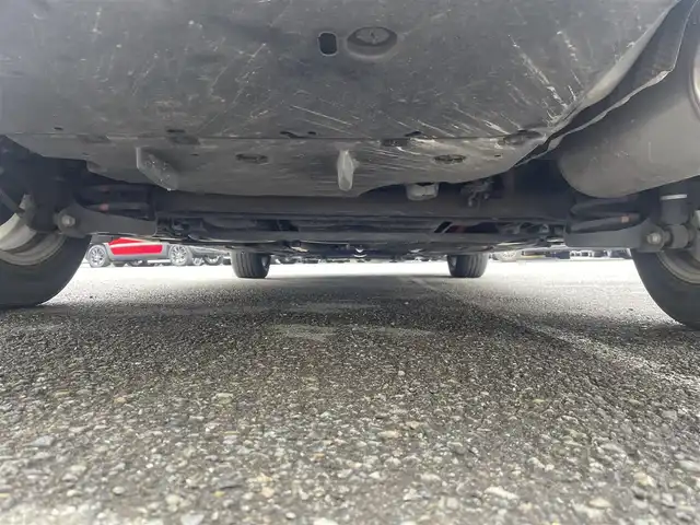 トヨタ プリウス ＰＨＶ S 神奈川県 2012(平24)年 6.5万km スーパーホワイトⅡ MオプションHDDナビ/・MSV・DVD/・Bluetoothオーディオ/・フルセグTV/・バックカメラ/インテリジェントPサポート/前席シートヒーター/ステアリングリモコン/充電ケーブル車載/ビルトインETC/HIDオートライト/フロントコーナーセンサー/スマートキーX2/新車時手帳、取説
