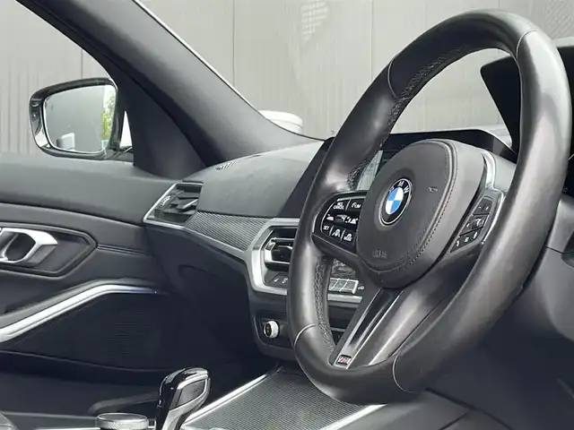 ＢＭＷ ３２０ｄ xDrive Mスポーツ 長野県 2019(令1)年 4万km ミネラルホワイト ＡＣＣ/インテリジェントセーフティ/D/Nシートヒーター/D/Nパワーシート/コンフォートアクセス/パークアシスト/ＬＥＤヘッドライト/パークディスタンスコントロール/パドルシフト/オートホールドブレーキ/前後ドラレコ/ミラー内臓ＥＴＣ/純正ナビゲーション