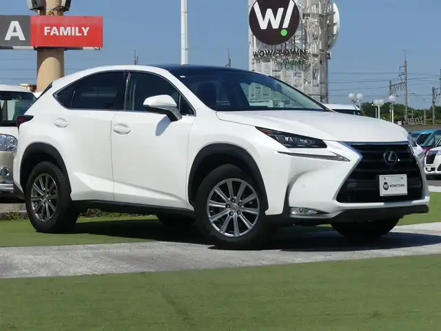 レクサス ＮＸ 200t Iパッケージ 千葉県 2017(平29)年 7万km ソニッククォーツ Lexus Safety System+/・プリクラッシュセーフティ/・レーンディパーチャーアラート/・オートハイビーム/・レーダークルーズコントロール/・ブラインドスポットモニター/ヘッドアップディスプレイ/パノラマルーフ/純正コネクティッドナビ/地デジTV/【DVD/CD再生機能　Bluetooth接続】/パノラミックビューモニター/ドライブレコーダー（前後撮影）/革巻きステアリング/ステアリングスイッチ/ステアリングヒーター/パドルシフト/前席パワーシート/シートヒーター/ETC/3眼LEDヘッドライト/フォグライト/ウインカーミラー/クリアランスソナー/純正17インチアルミホイル/サイド/カーテンエアバッグ/スマートキー