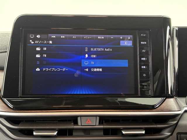 日産 オーラ G 埼玉県 2023(令5)年 0.9万km ブリリアントホワイトパール エマージェンシーブレーキ/純正9インチメモリナビ(型式：MM222D-l)/Bluetooth/フルセグ/アラウンドビューモニター/デジタルインナーミラー/ドライブレコーダー/フォグランプ/純正17インチAW/プッシュスタート/スマートキー