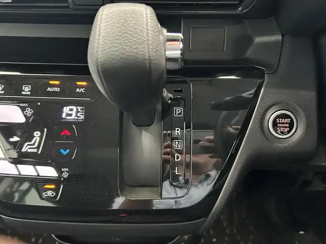 日産 ルークス ハイウェイスター X 鹿児島県 2022(令4)年 3.2万km アメジストパープル エマージェンシーブレーキ/バックカメラ/ETC/車線逸脱警報機能/ステアリングスイッチ/片側パワースライド/電動格式ミラー/前後ドライブレコーダー/ハンズスリーオートスライドドア/SOSコール/インテリジェント オートライトシステム/電動格納式リモコンカラードドアミラー/IRカット&スーパーUVカット断熱グリーンガラス/LEDフォグランプ/全ドア連動ロック機能/ドアストップ機能/先行車発進お知らせ