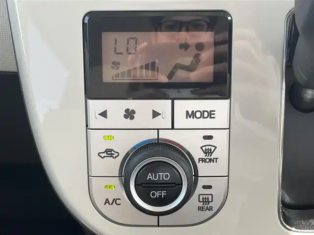 ダイハツ ムーヴ キャンバス G メイクアップ リミテッド　SAⅢ 滋賀県 2022(令4)年 2.9万km パールホワイトⅢ/ナチュラルベージュマイカメタリック 2トーン ディスプレイオーディオ/・Bluetooth/・AppleCarPlay/・AndroidAuto/ETC/スマートアシスト３/・衝突回避/軽減ブレーキ/・誤発進抑制機能/・先行車発進お知らせ/・オートハイビーム/オートライト/フォグランプ/電格ミラー/プッシュスタート/スマートキー