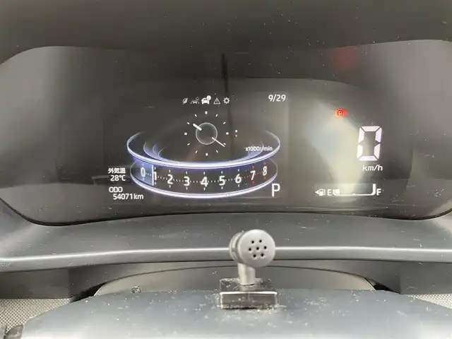 トヨタ ライズ Z 熊本県 2022(令4)年 5.4万km スムースグレーマイカメタリック ワンオーナー/衝突軽減ブレーキ/レーンキープアシスト/社外ナビ/（CD・DVD・フルセグTV・BTオーディオ・SD）/全方位カメラ/前後ドライブレコーダー/純正17インチAW/レーダークルーズ/前席シートヒーター/LEDヘッドライト/オートライト/フォグライト/前後コーナーセンサー/横滑り防止装置/ウィンカーミラー/純正フロアマット/純正ドアバイザー/新車保証書/取扱説明書/スマートスペアキー×1本