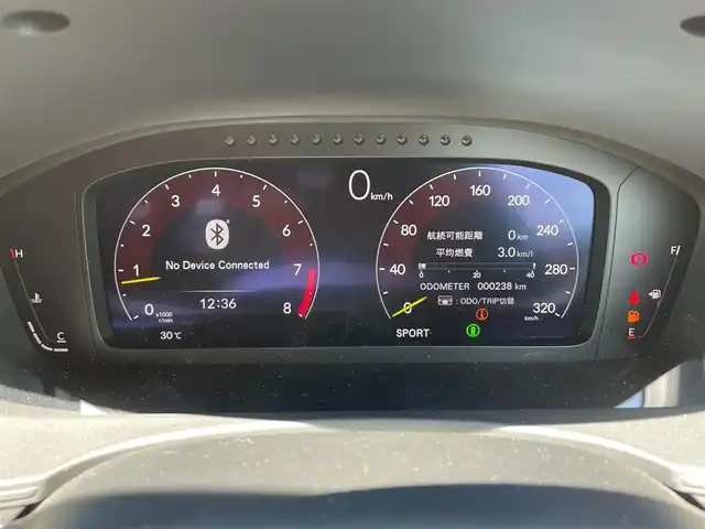 ホンダ シビック タイプR 滋賀県 2024(令6)年 0.1万km チャンピオンシップホワイト ガソリン/2WD(FF)/6速MT/ＴＹＰＥ　Ｒ専用エアロダイナミクス・カラードバンパー(フロント)/ＴＹＰＥ　Ｒ専用エアロダイナミクス・カラードバンパー（リア）/ＴＹＰＥ　Ｒ専用リアスポイラー/ＴＹＰＥ　Ｒ専用サスペンション/（フロント：デュアルアクシス・ストラット　リア：マルチリンク）/Ｂｒｅｍｂｏ社製フロントディスクブレーキ/デジタルインナーミラー(ドラレコ機能有SDカード無し)/9インチ純正ディスプレイオーディオ/(FM/AM/フルセグ/Bluetooth/USB)/バックカメラ/ETC/ＨｏｎｄａＳＥＮＳＩＮＧ/・プリクラッシュブレーキアシスト/・パーキングセンサーシステム	/・アダプティブクルーズコントロール/・レーンキープアシスト	/・ブラインドスポットインフォメーション/電動格納ミラー/電子パーキング/ブレーキボールド/ステアリングスイッチ/オートライト/LEDヘッドライト/フルオートエアコン/プッシュスタート/スマートキー/純正フロアマット