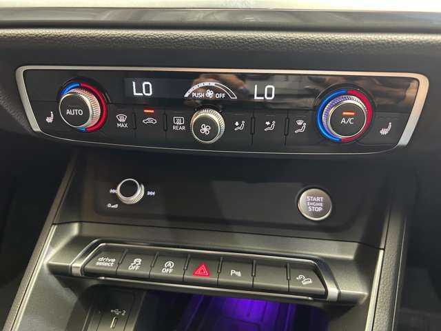 アウディ アウディ Ｑ３ SB 35TDIクワトロ Sライン 千葉県 2020(令2)年 3万km ミトスブラックメタリック ベーシックＰＫＧ　/パノラマＳＲ　/Ｂ＆Ｏ音響　/フルセグＴＶ/純正ナビ　/３６０°カメラ　/ＡＣＣ　/サイドアシスト　/半革　/シートヒーター　/パワーシート　/電動リアゲート　/ＬＥＤヘッドライト　/オートライト