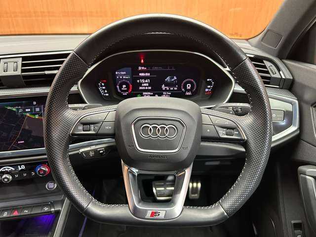 アウディ アウディ Ｑ３ SB 35TDIクワトロ Sライン 千葉県 2020(令2)年 3万km ミトスブラックメタリック ベーシックＰＫＧ　/パノラマＳＲ　/Ｂ＆Ｏ音響　/フルセグＴＶ/純正ナビ　/３６０°カメラ　/ＡＣＣ　/サイドアシスト　/半革　/シートヒーター　/パワーシート　/電動リアゲート　/ＬＥＤヘッドライト　/オートライト