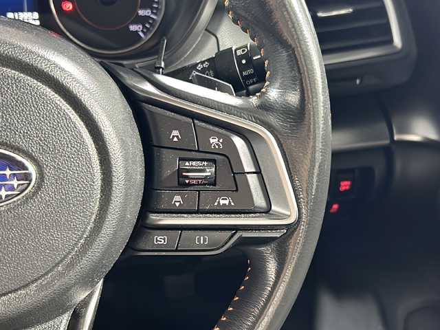 スバル インプレッサ ＸＶ 2．0i－L アイサイト 沖縄県 2017(平29)年 8.1万km ダークグレーメタリック 禁煙車　/アイサイト/純８インチナビ/ＣＤ／ＤＶＤ／Ｂｌｕｅｔｏｏｔｈ／フルセグＴＶ/レーダークルーズコントロール/ブラインドスポットモニター/純正フロアマット/革巻きステアリング/ＬＥＤヘッドライト/ドアバイザー/ナノイーエアコン/くリアランスソナー