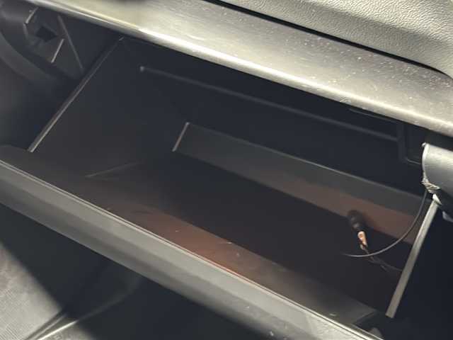 スバル インプレッサ ＸＶ 2．0i－L アイサイト 沖縄県 2017(平29)年 8.1万km ダークグレーメタリック 禁煙車　/アイサイト/純８インチナビ/ＣＤ／ＤＶＤ／Ｂｌｕｅｔｏｏｔｈ／フルセグＴＶ/レーダークルーズコントロール/ブラインドスポットモニター/純正フロアマット/革巻きステアリング/ＬＥＤヘッドライト/ドアバイザー/ナノイーエアコン/くリアランスソナー