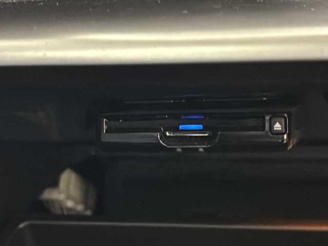 スバル インプレッサ ＸＶ 2．0i－L アイサイト 沖縄県 2017(平29)年 8.1万km ダークグレーメタリック 禁煙車　/アイサイト/純８インチナビ/ＣＤ／ＤＶＤ／Ｂｌｕｅｔｏｏｔｈ／フルセグＴＶ/レーダークルーズコントロール/ブラインドスポットモニター/純正フロアマット/革巻きステアリング/ＬＥＤヘッドライト/ドアバイザー/ナノイーエアコン/くリアランスソナー