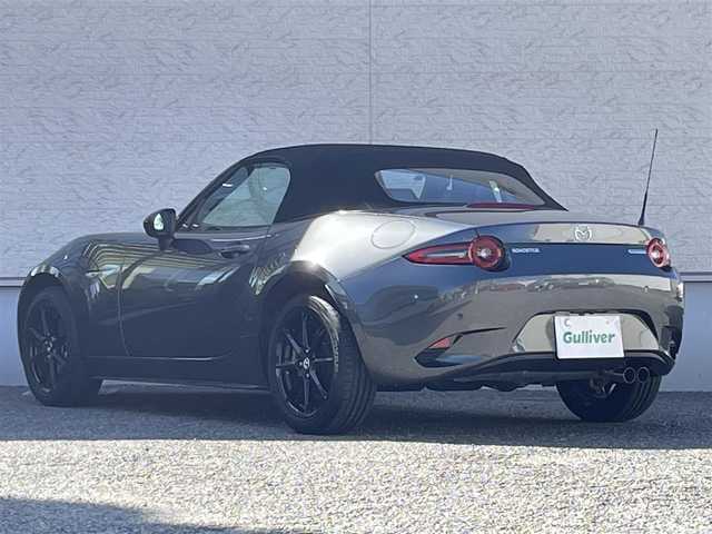 マツダ ロードスター S スペシャルパッケージ 大阪府 2024(令6)年 1.1万km マシーングレープレミアムM ワンオーナー/BT/USB/AppleCarPlay/AndroidAuto/バックカメラ/レーンキープアシスト/ブラインドスポットモニター/コーナーセンサー/パドルシフト/LEDヘッドライト/フロントフォグ/オートハイビーム/純正フロアマット/純正16インチAW/ドリンクホルダー×２/USBポート×２/スペアキー/ETC