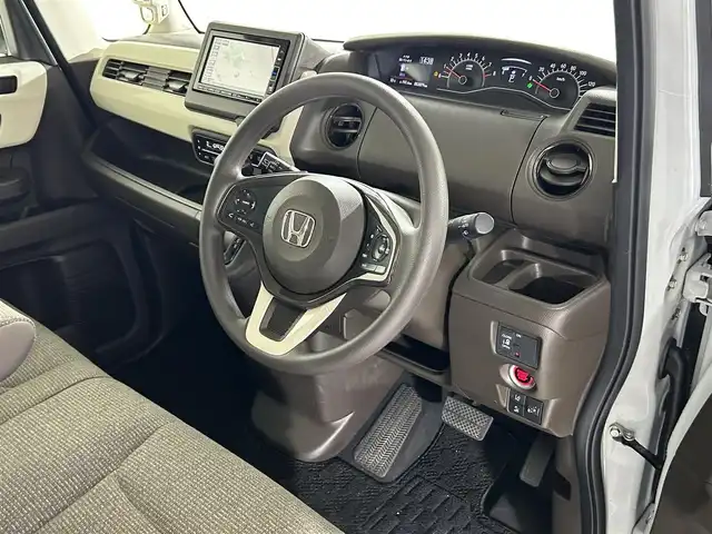 ホンダ Ｎ ＢＯＸ L 佐賀県 2021(令3)年 5.3万km プレミアムサンライトホワイトパール 純正7インチナビ/フルセグ/Bluetooth/バックカメラ/片側パワースライドドア/ETC/シートヒーター/ホンダセンシング/レーダークルーズコントロール/レーンキープアシスト/先行車発進お知らせ機能/LEDヘッドライト/オートライト/オートマチックハイビーム/シートバックテーブル/純正フロアマット