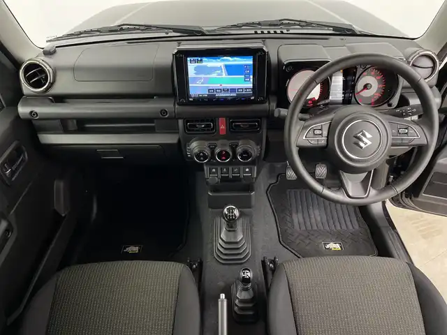 スズキ ジムニー XC 鹿児島県 2023(令5)年 1万km ブルーイッシュブラックパール3 純正ナビ/・Bluetooth/・フルセグＴＶ/・ＣＤ/・ＤＶＤ/バックカメラ/ドライブレコーダー/ビルドインＥＴＣ/追従型クルーズコントロール/純正ＡＷ/スズキセーフティサポート/ダウンヒルアシストコントロール/前席シートヒーター/アイドリングストップ/レーンキープアシスト/衝突軽減ブレーキ/オートマチックハイビーム/純正LEDヘッドライト
