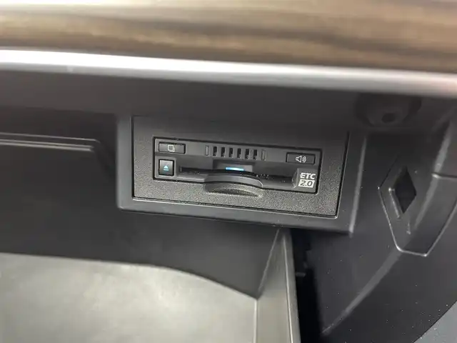 トヨタ ランドクルーザー プラド TX Lパッケージ マットブラED 福井県 2023(令5)年 1.6万km ブラック 純正9インチナビ/フルセグTV/Bluetooth/USB/SD/AM/FM/Toyota Safety Sense/・プリクラッシュセーフティ/・レーンディパーチャーアラート/・オートマチックハイビーム/・レーダークルーズコントロール/・ブラインドスポットモニター/ビルトインETC２．０/マルチテレインモニター/ドライブレコーダー（前後）/ハーフレザーシート/シートヒーター/シートベンチレーション/パワーシート/オートライト/LED/LEDフォグランプ/純正18インチアルミ/純正フロアマット