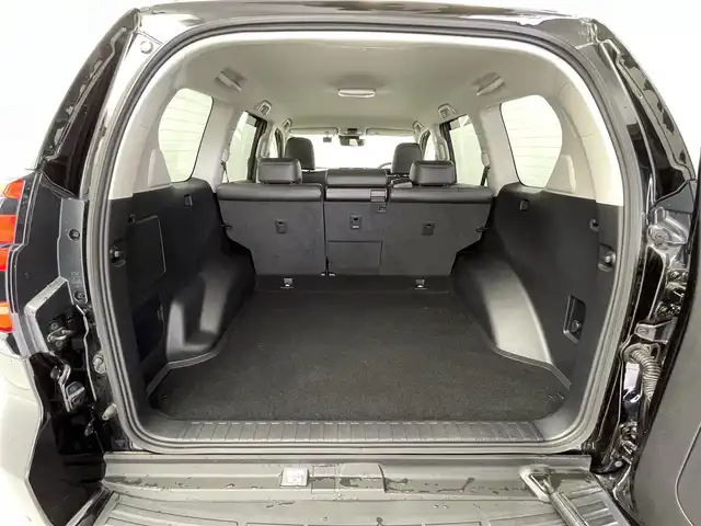 トヨタ ランドクルーザー プラド TX Lパッケージ マットブラED 福井県 2023(令5)年 1.6万km ブラック 純正9インチナビ/フルセグTV/Bluetooth/USB/SD/AM/FM/Toyota Safety Sense/・プリクラッシュセーフティ/・レーンディパーチャーアラート/・オートマチックハイビーム/・レーダークルーズコントロール/・ブラインドスポットモニター/ビルトインETC２．０/マルチテレインモニター/ドライブレコーダー（前後）/ハーフレザーシート/シートヒーター/シートベンチレーション/パワーシート/オートライト/LED/LEDフォグランプ/純正18インチアルミ/純正フロアマット