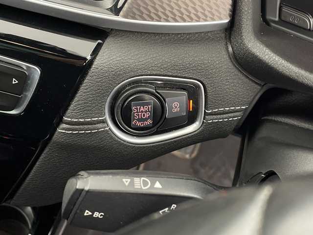 ＢＭＷ Ｘ２ xDrive20i MスポーツX 鹿児島県 2019(平31)年 8.9万km アルピンホワイトⅢ 純正HDDナビ/レーダークルーズコントロール/インテリジェントセーフティ/パノラマサンルーフ/電動パーキングブレーキ/コーナーセンサ―/シートヒーター/レザーシート/パワーシート/パドルシフト/パワーバックドア/オートライト/LEDヘッドライト