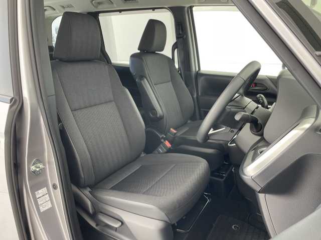 トヨタ ノア G 愛知県 2023(令5)年 1.3万km メタルストリームM 純正ディズプレイオーディオナビ/両側パワースライドドア/レーダークルーズコントロール/バックカメラ/サイドカメラ/コーナーセンサー/純正アルミホイール/ETC2.0/LEDヘッドライト/オートマチックハイビーム/ドライブレコーダー/衝突軽減システム/フルセグ/Bluetooth/ステアリングスイッチ/スマートキー/プッシュスタート