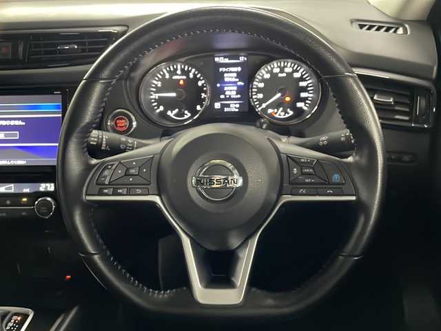 日産 エクストレイル 20Xi 広島県 2021(令3)年 3.2万km ダイヤモンドブラック 純正９型ナビ　/アラウンドビューモニター　/フルセグ　/シートヒーター　/レーダークルーズコントロール　/オートハイビーム　/パワーシート/リモコンオートバックドア/衝突軽減ブレーキ　/ブラインドスポットモニター/純正18インチアルミホイール(225/60/R18)/エアバック（運転席/助手席）