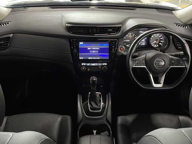 日産 エクストレイル 20Xi 広島県 2021(令3)年 3.2万km ダイヤモンドブラック 純正９型ナビ　/アラウンドビューモニター　/フルセグ　/シートヒーター　/レーダークルーズコントロール　/オートハイビーム　/パワーシート/リモコンオートバックドア/衝突軽減ブレーキ　/ブラインドスポットモニター/純正18インチアルミホイール(225/60/R18)/エアバック（運転席/助手席）