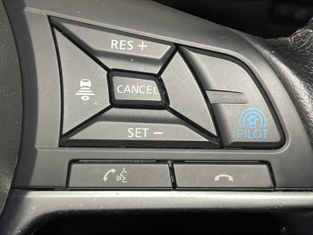 日産 エクストレイル 20Xi 広島県 2021(令3)年 3.2万km ダイヤモンドブラック 純正９型ナビ　/アラウンドビューモニター　/フルセグ　/シートヒーター　/レーダークルーズコントロール　/オートハイビーム　/パワーシート/リモコンオートバックドア/衝突軽減ブレーキ　/ブラインドスポットモニター/純正18インチアルミホイール(225/60/R18)/エアバック（運転席/助手席）