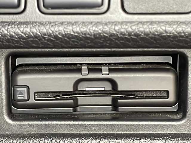 日産 エクストレイル 20Xi 広島県 2021(令3)年 3.2万km ダイヤモンドブラック 純正９型ナビ　/アラウンドビューモニター　/フルセグ　/シートヒーター　/レーダークルーズコントロール　/オートハイビーム　/パワーシート/リモコンオートバックドア/衝突軽減ブレーキ　/ブラインドスポットモニター/純正18インチアルミホイール(225/60/R18)/エアバック（運転席/助手席）