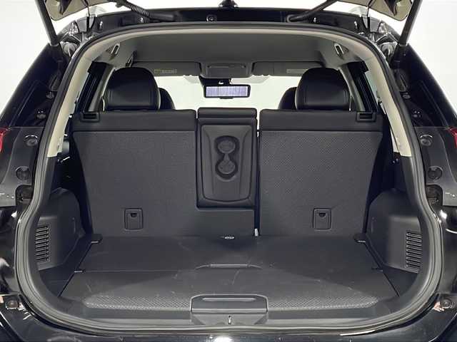 日産 エクストレイル 20Xi 広島県 2021(令3)年 3.2万km ダイヤモンドブラック 純正９型ナビ　/アラウンドビューモニター　/フルセグ　/シートヒーター　/レーダークルーズコントロール　/オートハイビーム　/パワーシート/リモコンオートバックドア/衝突軽減ブレーキ　/ブラインドスポットモニター/純正18インチアルミホイール(225/60/R18)/エアバック（運転席/助手席）