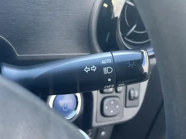 トヨタ アクア S 群馬県 2015(平27)年 11.4万km ライムホワイトパールクリスタルシャイン ワンオーナー/純正メモリナビ(NSZT-W62G)/フルセグTV/CD/DVD/Bluetooth/バックカメラ/ビルトインETC/社外ドライブレコーダー/前席シートヒーター/スマートキー/プッシュスタート/クリアランスソナー/社外15インチAW/Wエアバック/ABS/保証書/取扱説明書