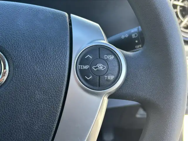 トヨタ アクア S 群馬県 2015(平27)年 11.4万km ライムホワイトパールクリスタルシャイン ワンオーナー/純正メモリナビ(NSZT-W62G)/フルセグTV/CD/DVD/Bluetooth/バックカメラ/ビルトインETC/社外ドライブレコーダー/前席シートヒーター/スマートキー/プッシュスタート/クリアランスソナー/社外15インチAW/Wエアバック/ABS/保証書/取扱説明書