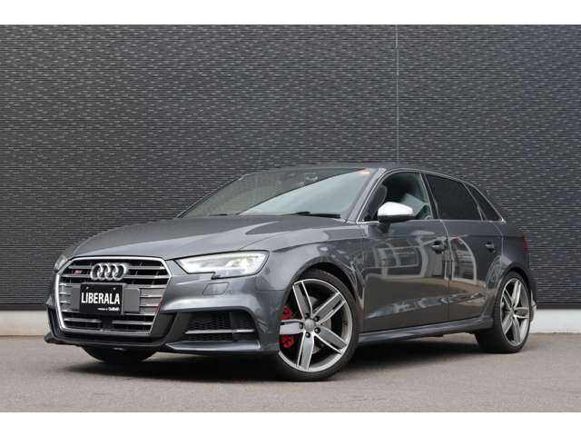 アウディ Ｓ３ スポーツバック 大分県 2019(平31)年 2.8万km デイトナグレーパールエフェクト Audiプレセンス/Audiサイドアシスト/アクティブレーンアシスト/アクティブクルーズコントロール/パーキングエイド/オートホールド/純正ナビ/地デジ/Bluetooth/Bカメラ/パドルシフト/黒革/シートヒーター/パワーシート/オートハイビーム/純正ドライブレコーダー