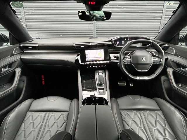 プジョー ５０８ SW GTライン プレミアムレザーED 茨城県 2021(令3)年 1.5万km ネイクルホワイト 純正メモリナビ（iPod/USB)/バックカメラ（サイドカメラ）/アクティブセーフティブレーキ/プッシュスタート/純正19インチアルミホイール/FOCALサウンド/レーンアシスト/・レーンポジショニングアシスト/・レーンキープアシスト/パワーバックドア/レーダークルーズコントロール/LEDヘッドランプ/レザーシート/前席シートヒーター/ETC/新車保証書/取扱説明書/ワンオーナー/スマートキー