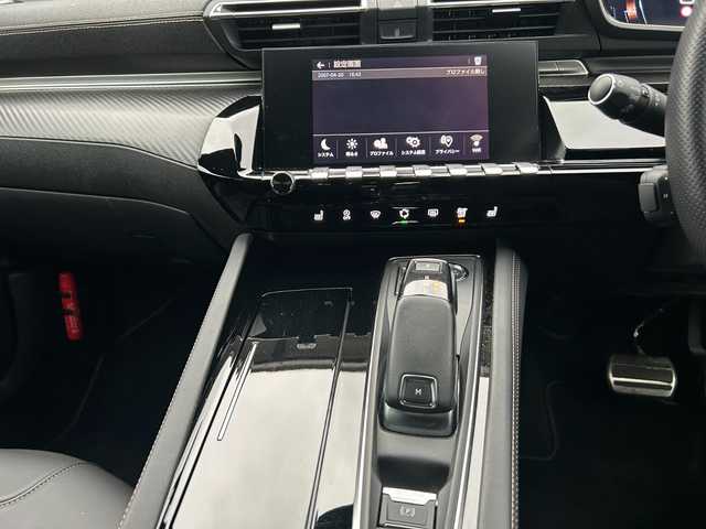 プジョー ５０８ SW GTライン プレミアムレザーED 茨城県 2021(令3)年 1.5万km ネイクルホワイト 純正メモリナビ（iPod/USB)/バックカメラ（サイドカメラ）/アクティブセーフティブレーキ/プッシュスタート/純正19インチアルミホイール/FOCALサウンド/レーンアシスト/・レーンポジショニングアシスト/・レーンキープアシスト/パワーバックドア/レーダークルーズコントロール/LEDヘッドランプ/レザーシート/前席シートヒーター/ETC/新車保証書/取扱説明書/ワンオーナー/スマートキー