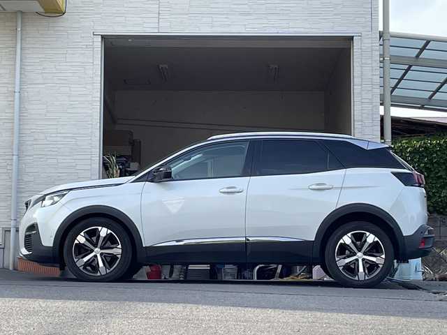 プジョー ３００８ ブルー HDi スペシャルED 大分県 2018(平30)年 9.6万km パールⅡ ワンオーナー /サンルーフ/ハーフレザーシート /全方位カメラ/純正18インチアルミホイール/純正フロアマット/純正ETC/純正LEDヘッドライト/オートライト/衝突被害軽減ブレーキ/レーンキープアシスト/横滑り防止装置/コーナーセンサー/Bluetooth/クルーズコントロール/スマートキー