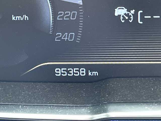 プジョー ３００８ ブルー HDi スペシャルED 大分県 2018(平30)年 9.6万km パールⅡ ワンオーナー /サンルーフ/ハーフレザーシート /全方位カメラ/純正18インチアルミホイール/純正フロアマット/純正ETC/純正LEDヘッドライト/オートライト/衝突被害軽減ブレーキ/レーンキープアシスト/横滑り防止装置/コーナーセンサー/Bluetooth/クルーズコントロール/スマートキー