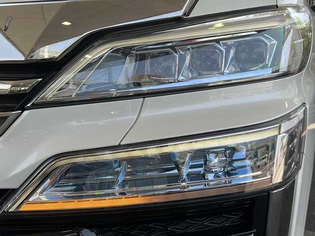 トヨタ ヴェルファイア Z Gエディション 京都府 2019(平31)年 6.8万km ホワイトパールクリスタルシャイン ワンオーナー/純正SDナビ/フルセグTV/モデリスタエアロ/サンルーフ/ＥＴＣ2.0/禁煙車/トヨタセーフティセンス/フリップダウンモニター/（V12T-R68C)/ＢＳＭ/デジタルインナーミラー/Ｄ席ポジションメモリー/前後ドライブレコーダー/ (HDR361GW)/オットマン/3列シート/パワーシート/  D席、N席、2列目/合皮シート/シートヒーター/   D席、N席有/エアシート/   D席、N席有/両側パワースライドドア/バックカメラ/レーンキープアシスト/3眼LED